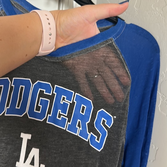 Dodgers top - Picture 2 of 4